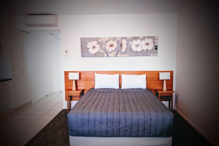 Room 13 of 54