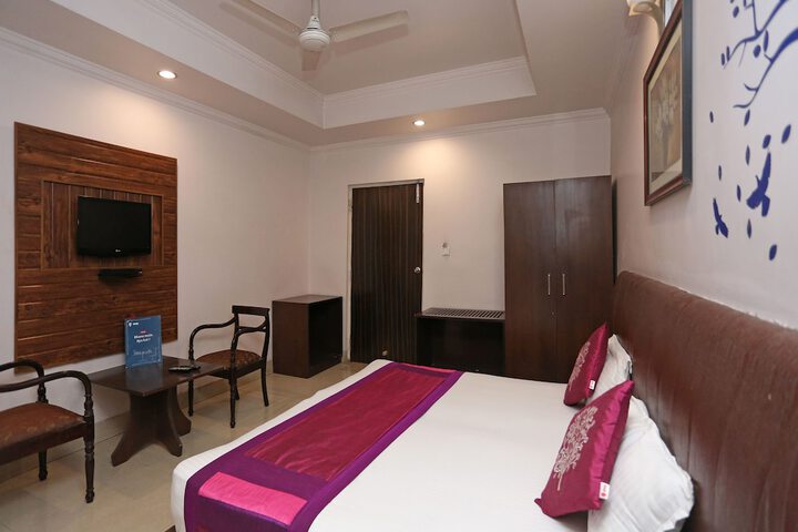 Room 7 of 23