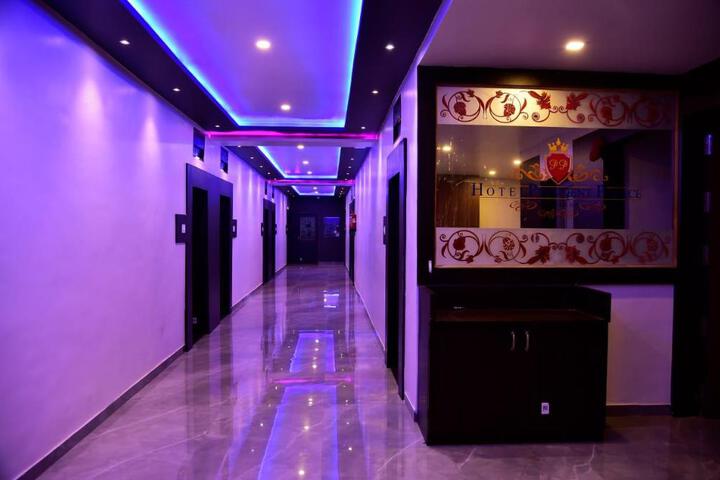 Hotel President Palace Akkalkot