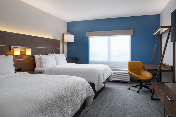 Room 10 of 71