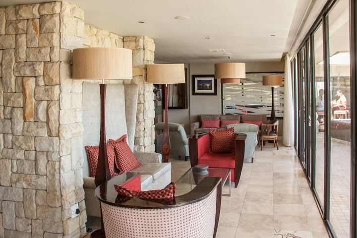 Hotel Lobby
