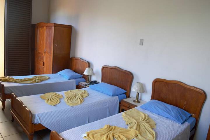 Room 30 of 43