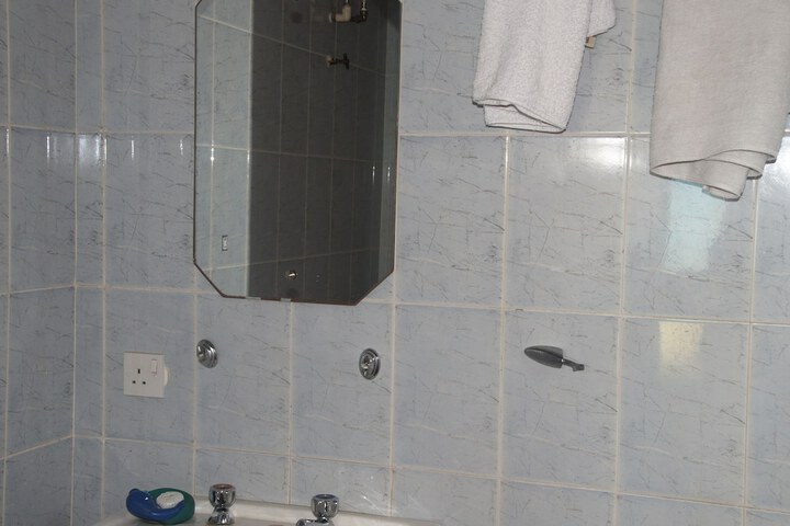 Room 16 of 22