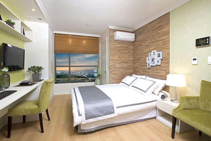 Room 5 of 28