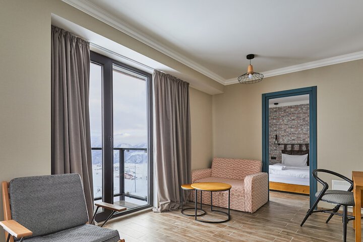 Room 48 of 92