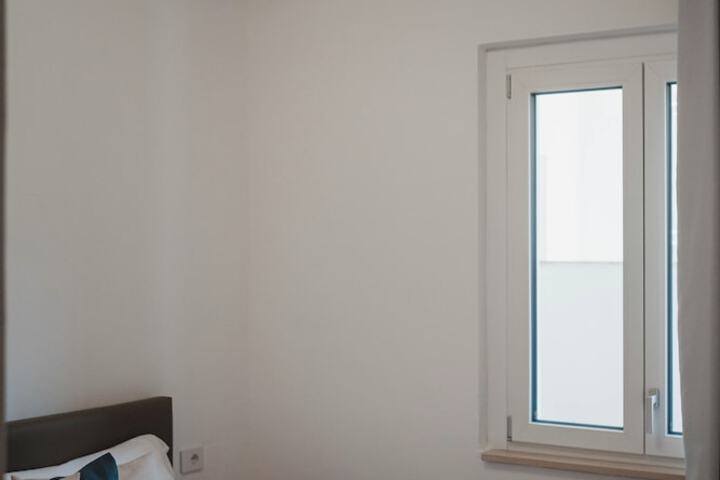 Room 41 of 122