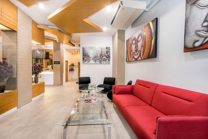 Guest Lobby