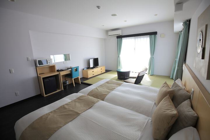 Room 9 of 44