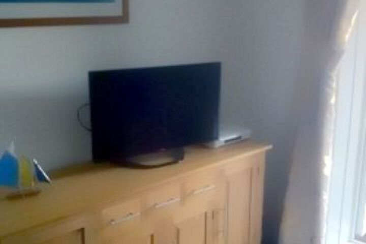 Room 2 of 7