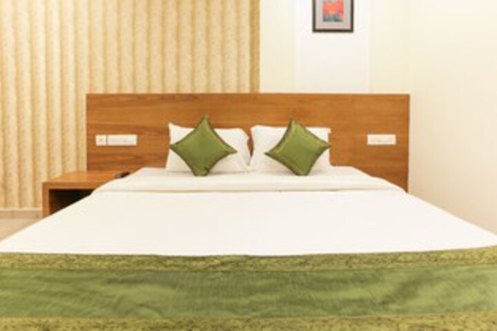 TREEBO TREND CMK GULMOHAR SUITES