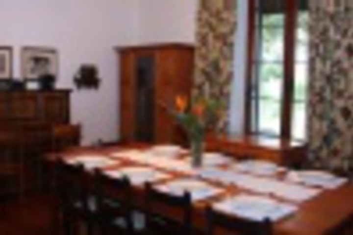 Dining 172 of 276