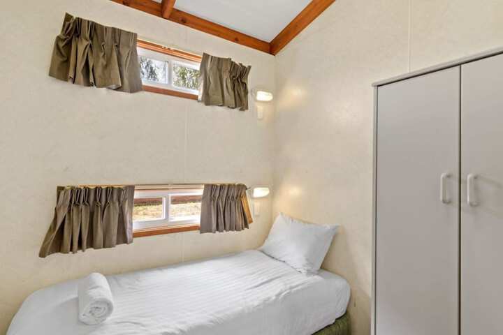 Room 9 of 110