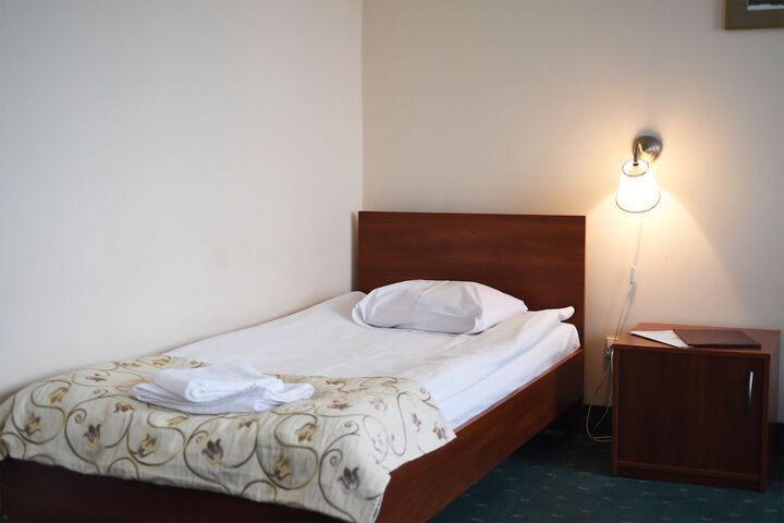 Room 7 of 36