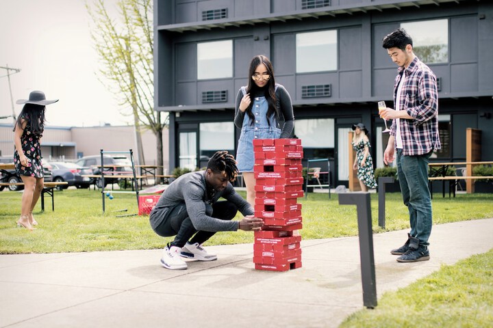 Hotel Exterior 75 of 94