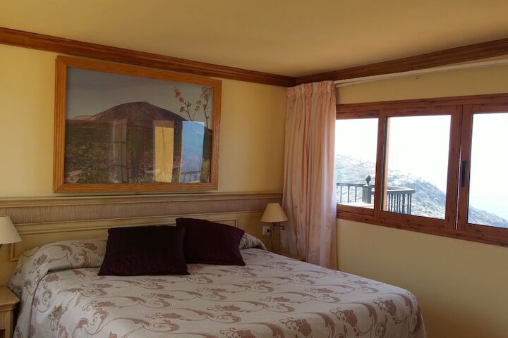 Room 20 of 132