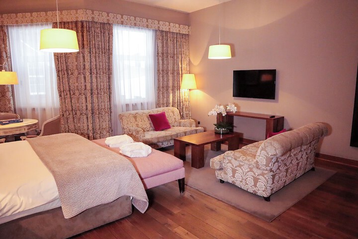 Room 17 of 70