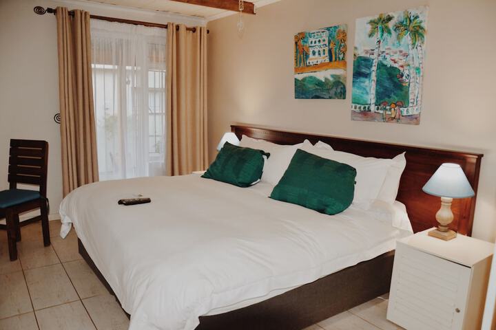 Room 4 of 39
