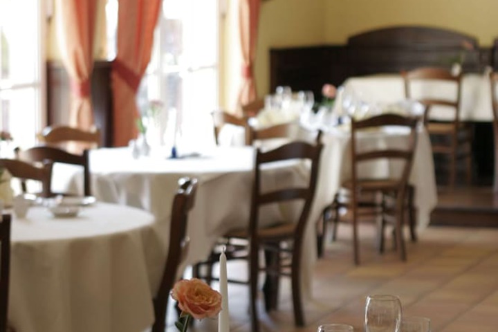 Dining Photos