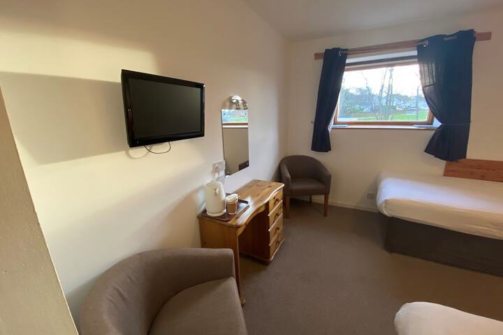 Room 45 of 112