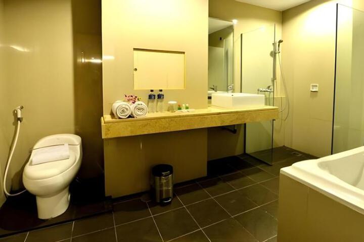 Photo 28