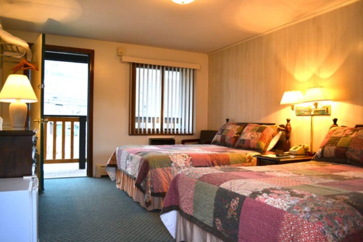 Room 15 of 34