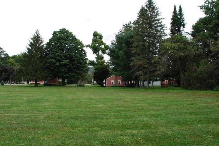Property Grounds 7 of 19