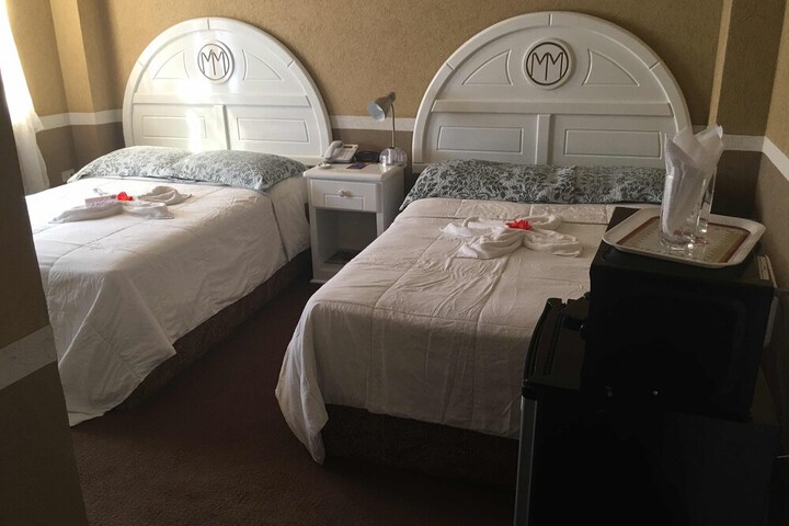 Room 4 of 30