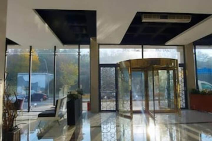 Hotel Interior 4 of 27