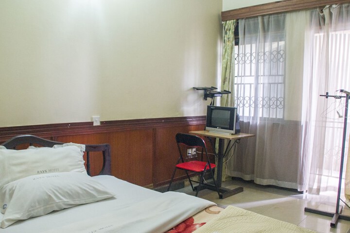 Room 15 of 30