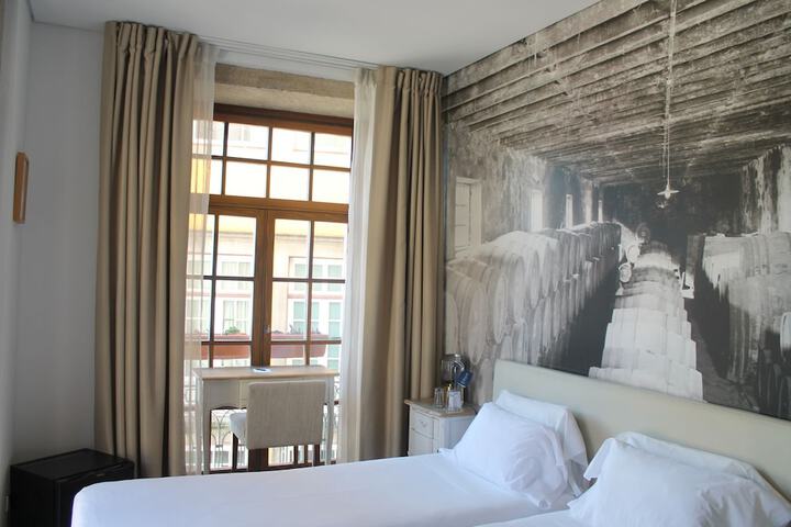 Room 29 of 63