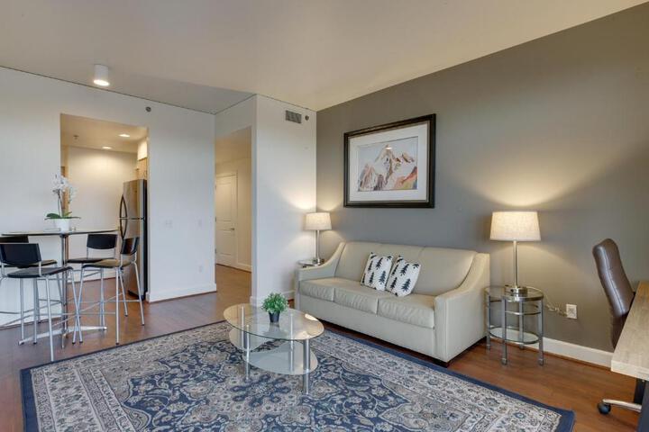 Image of Spacious Downtown Location – great for work and relaxing!