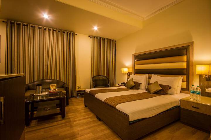 Room 14 of 29