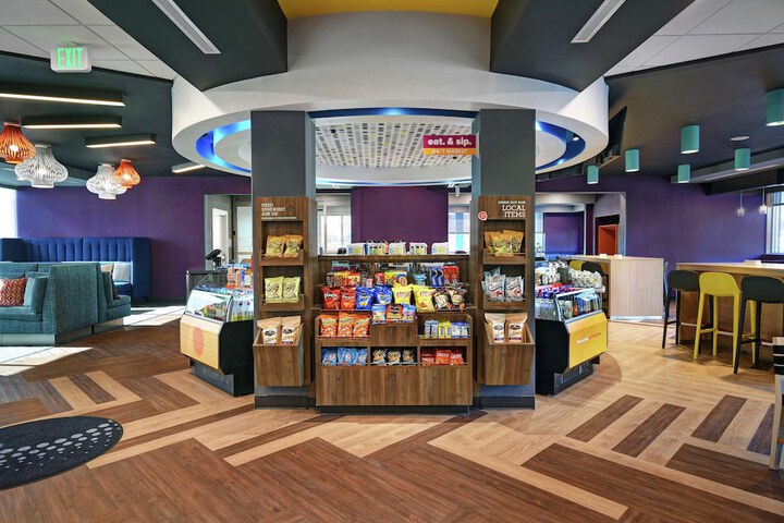 Snack bar
