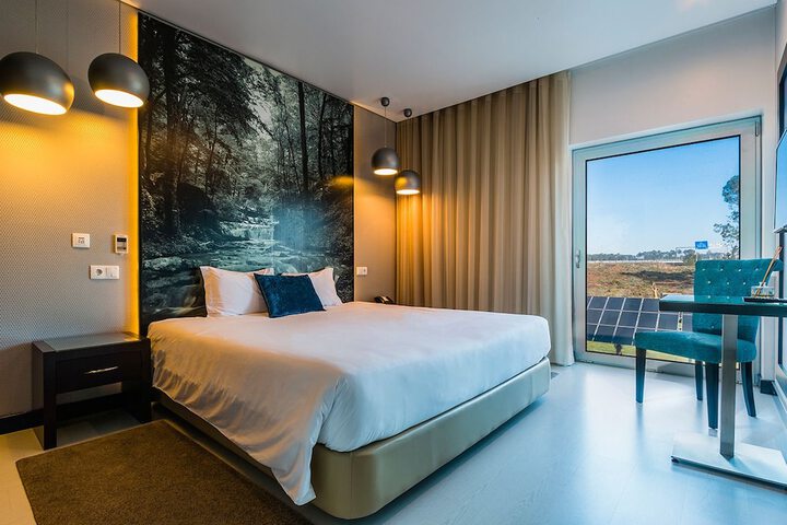 Room 14 of 78