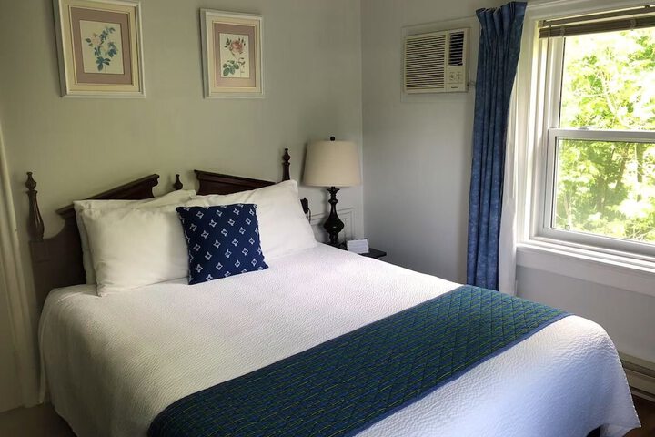 Room 30 of 132