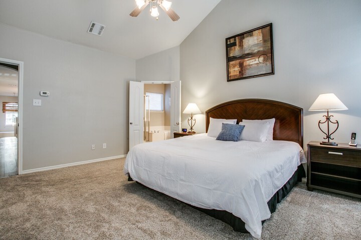 Room 2 of 18