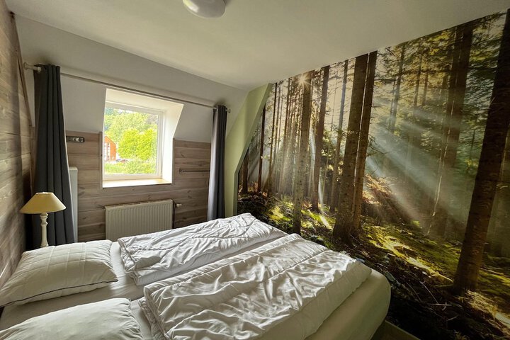 Room 3 of 38