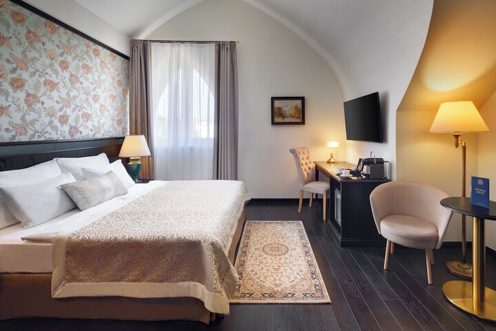 Room 40 of 124