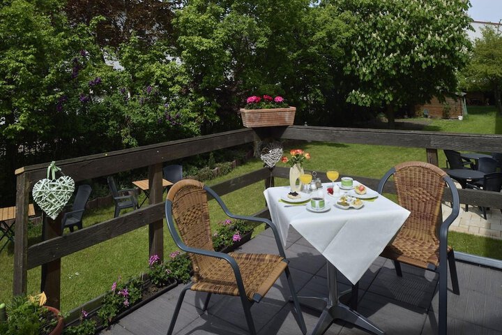 Terrace/Patio 12 of 35