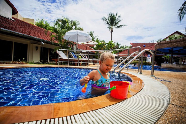 Children's play area - outdoor