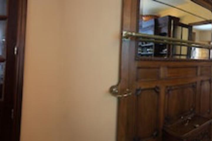 Room 26 of 67