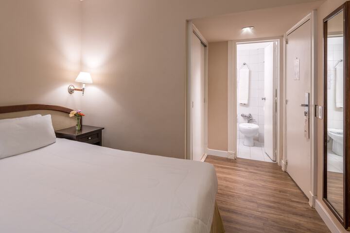 Room 30 of 71