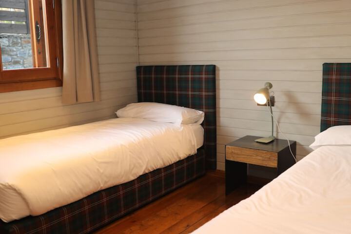 Room 2 of 58