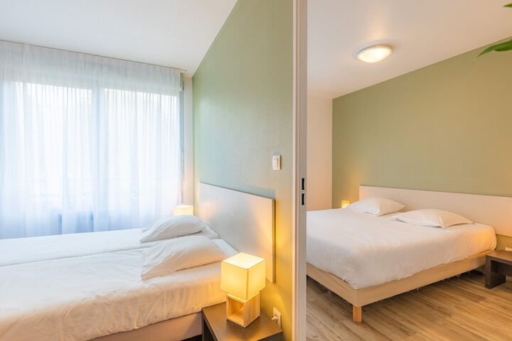 Room 12 of 29