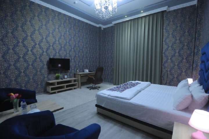 Room 3 of 62