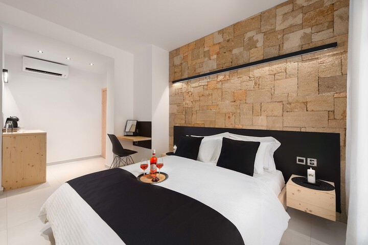 Room 4 of 47