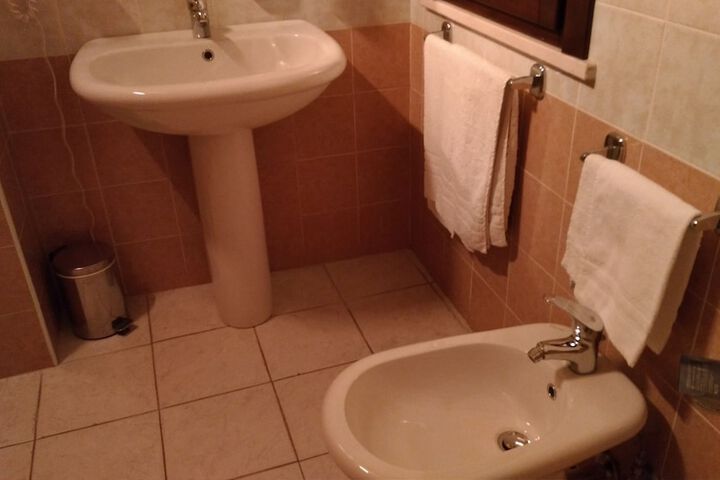 Room 44 of 54