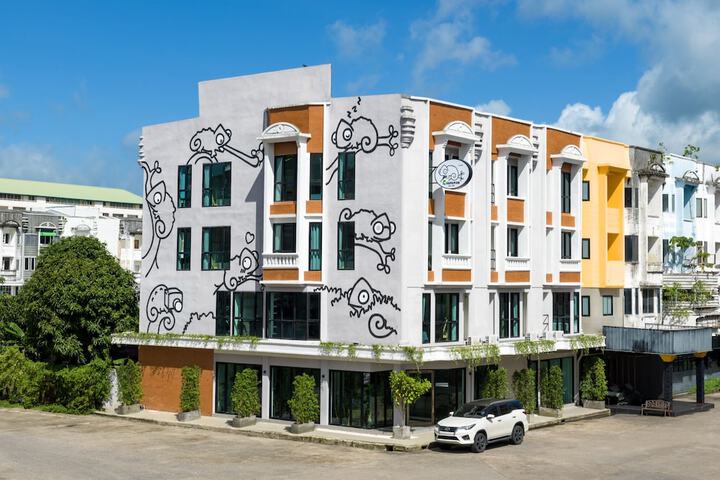 Chamemon Bed Phuket Town