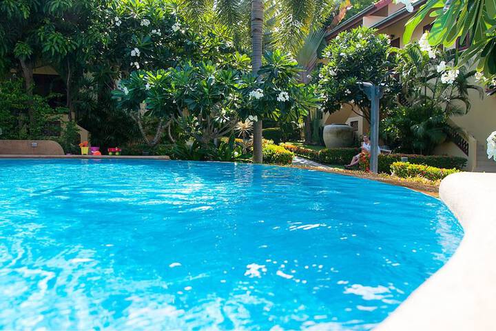 Pool 54 of 72