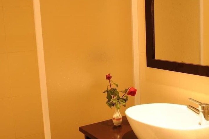 Room 36 of 103